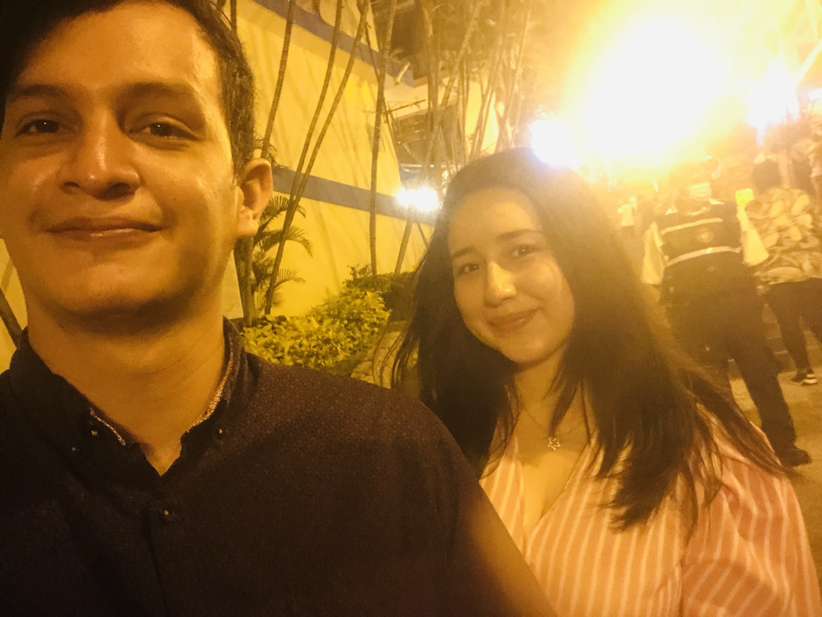 Nosotros de noche